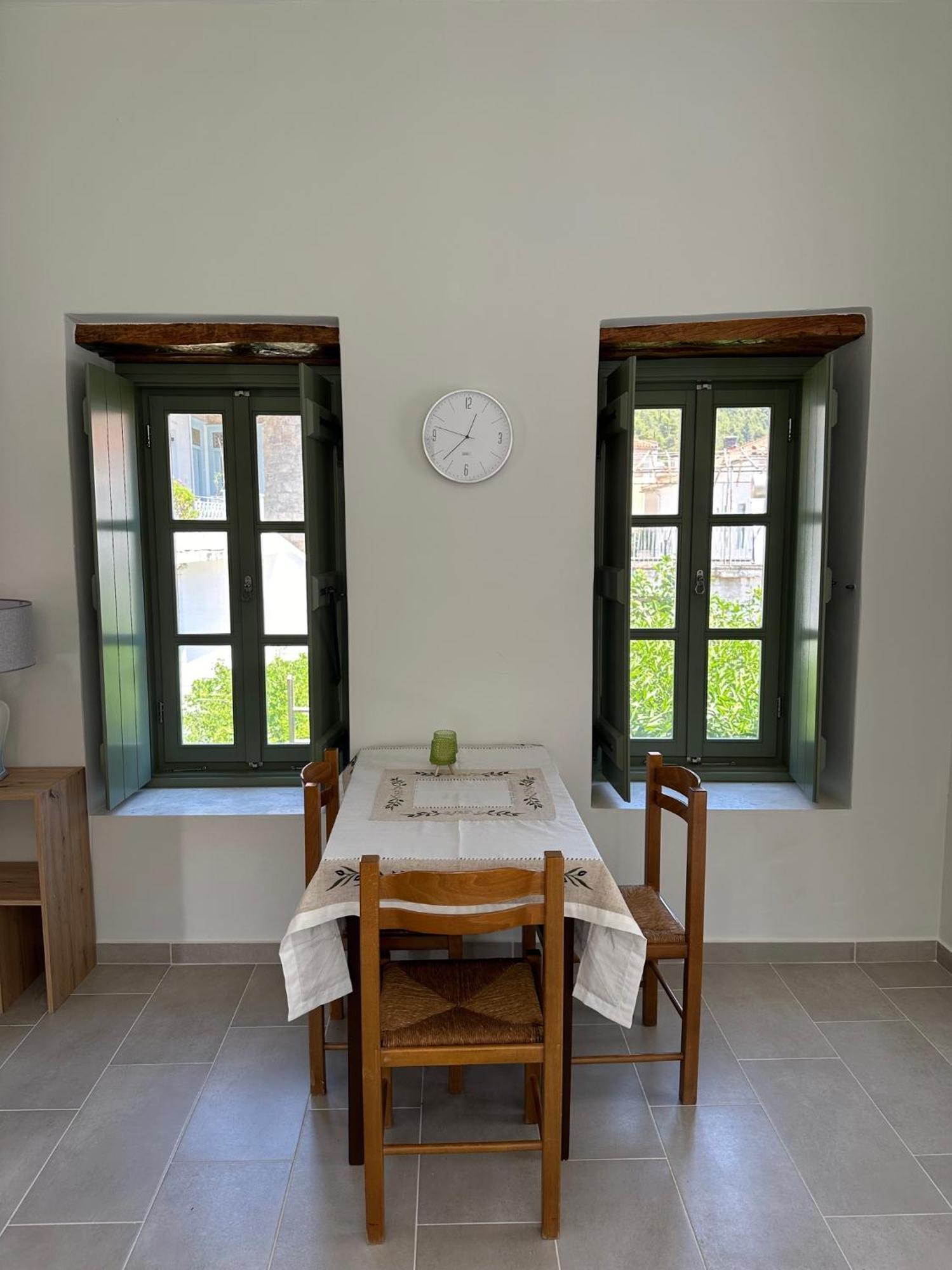 הוילה לאונידיון Alexander House 2 מראה חיצוני תמונה