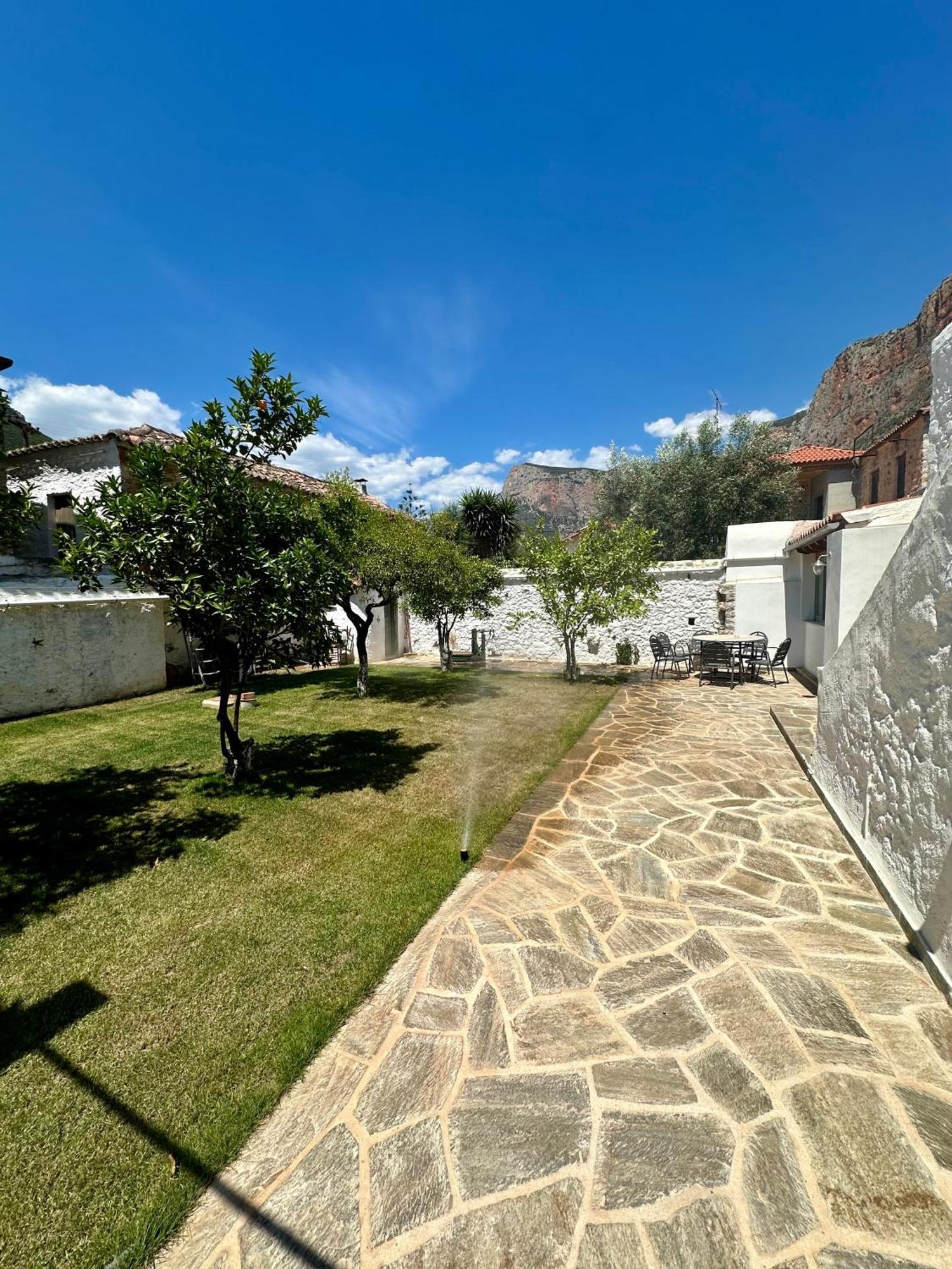 הוילה לאונידיון Alexander House 2 מראה חיצוני תמונה